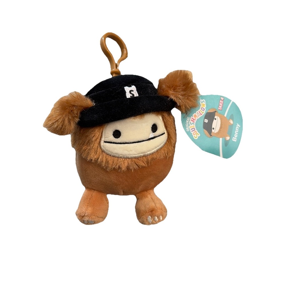 Squishmallows Benny Bigfoot Clip On Black Beanie 4in Rare NWT Kawaii